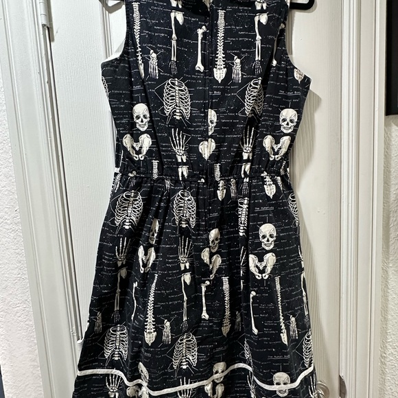 Glow in the Dark Skeleton Anatomy Print Dress - Picture 6 of 10